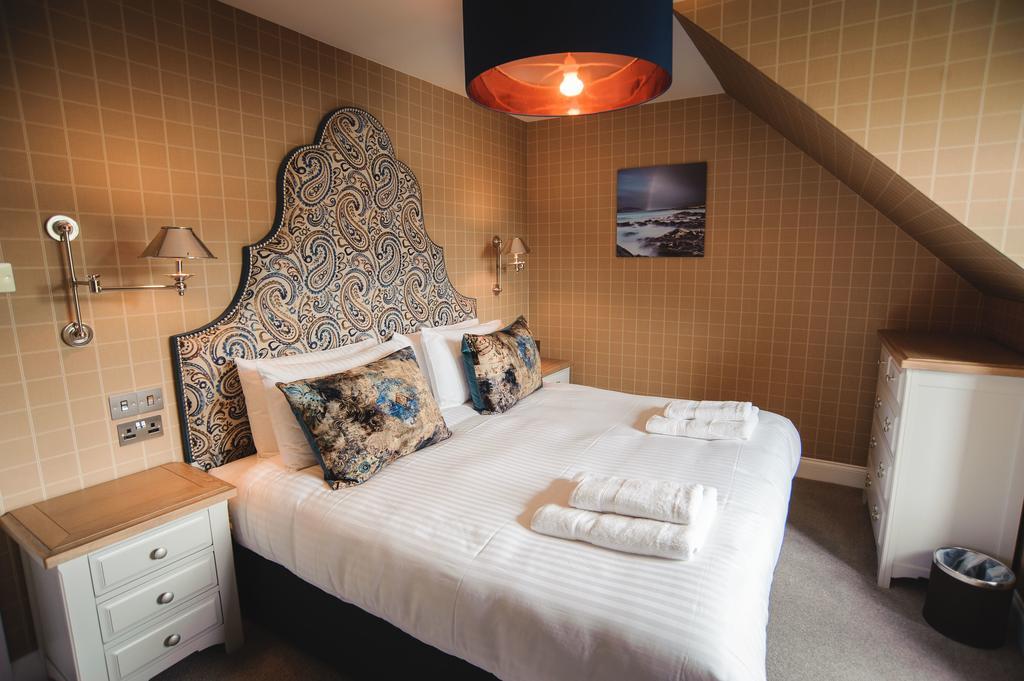 Kirklea Island Suites Tarbert  Dış mekan fotoğraf